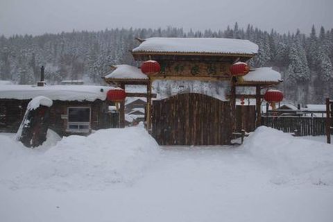 <哈尔滨-亚布力-雪乡5日游>哈尔滨起止 夜宿农家火炕（当地游）